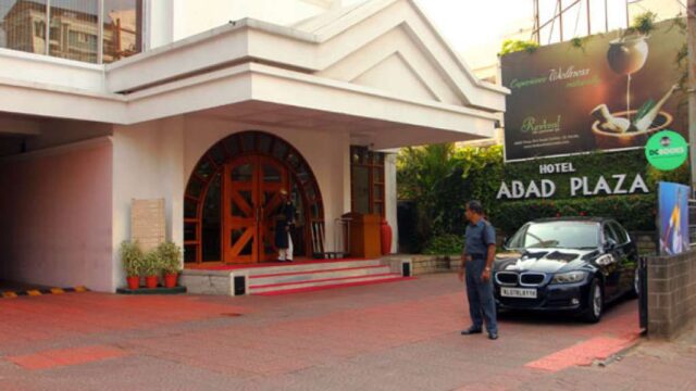 Abad Plaza