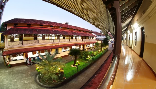 Kottakkal Arya Vaidya Sala