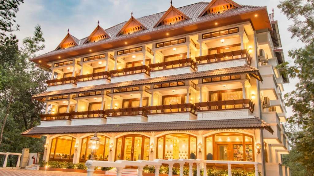 Crown Valley Resort