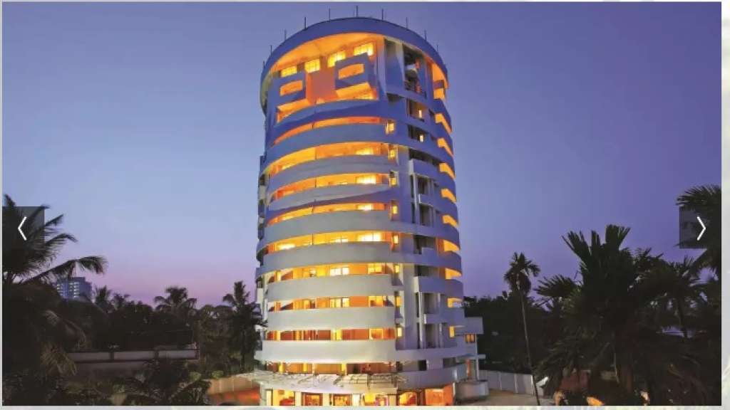 Emarald Hotel Ernakulam