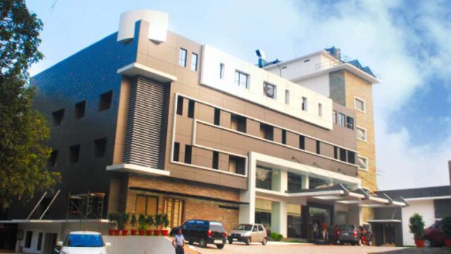 Hotel Monad