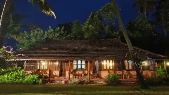 Kayaloram Heritage Lake Resort