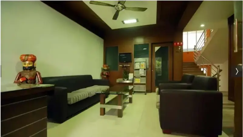 Nanda Inn Hotel