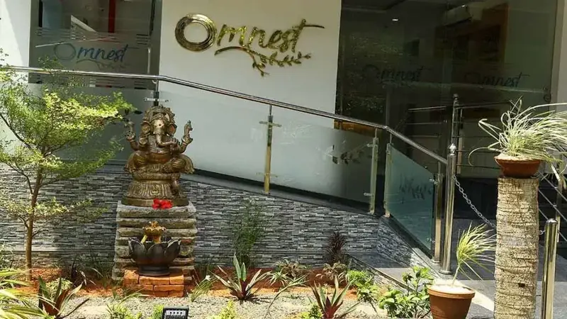 Omnest