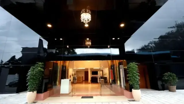 Pearl Residency